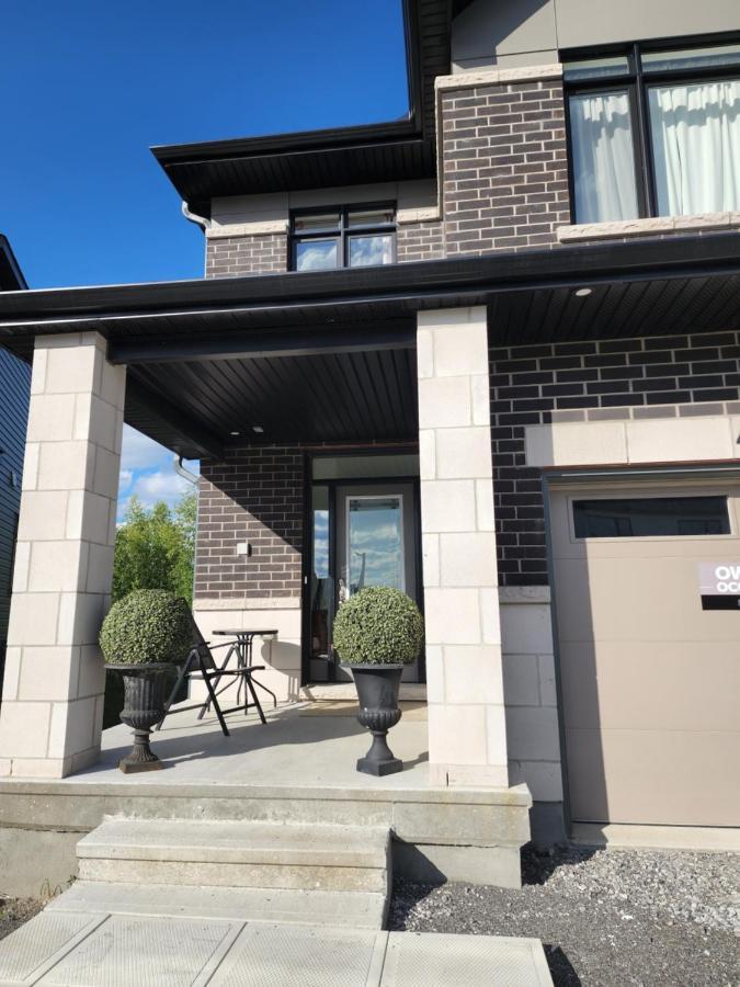 Place You Can Call Home !!! Near Ottawa Airport المظهر الخارجي الصورة
