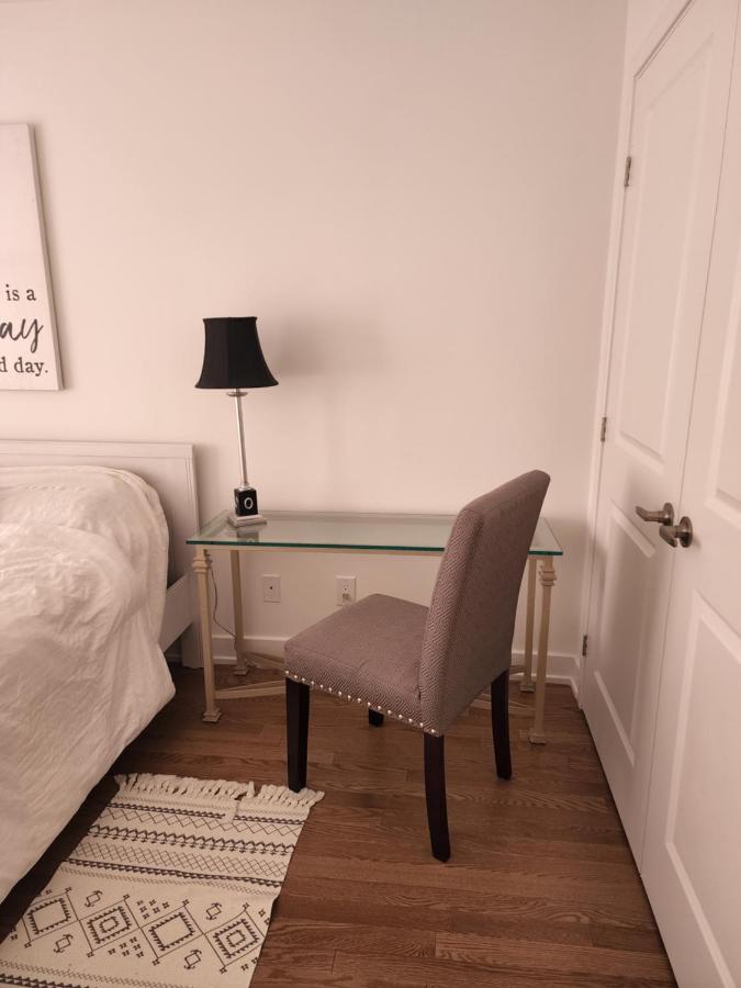 Place You Can Call Home !!! Near Ottawa Airport المظهر الخارجي الصورة