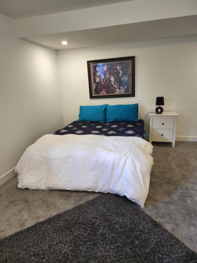 Place You Can Call Home !!! Near Ottawa Airport المظهر الخارجي الصورة
